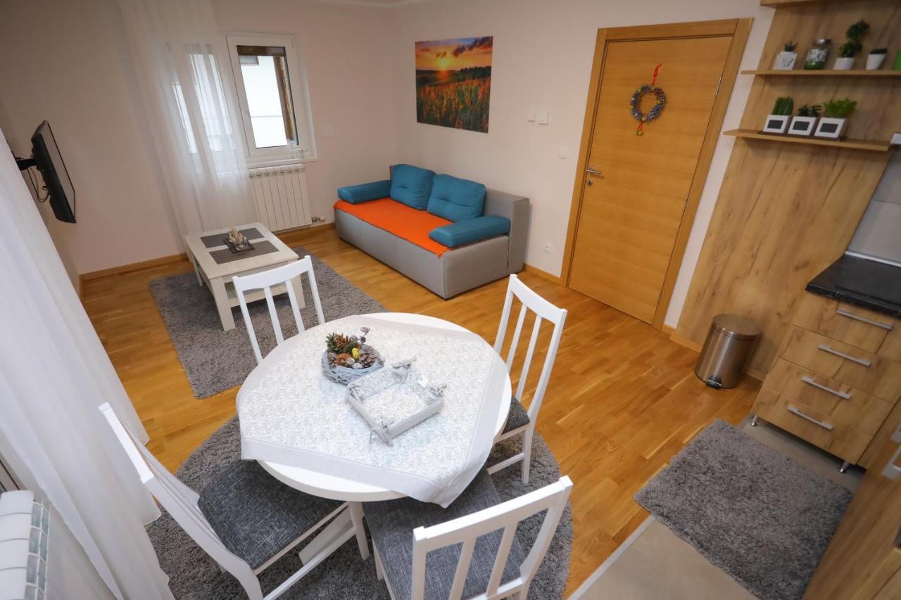 Mipet Apartmani Zlatibor Exteriör bild