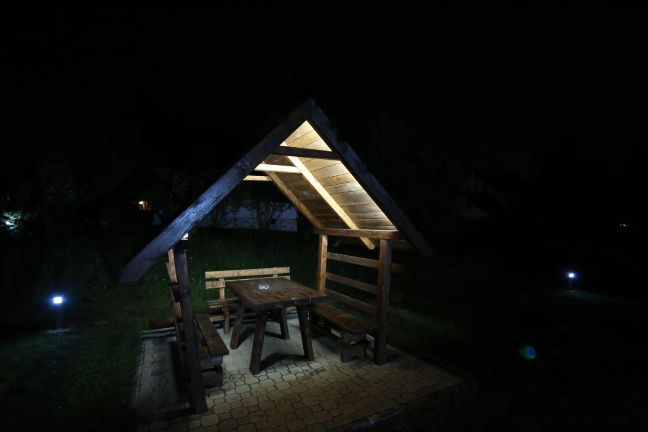 Mipet Apartmani Zlatibor Exteriör bild