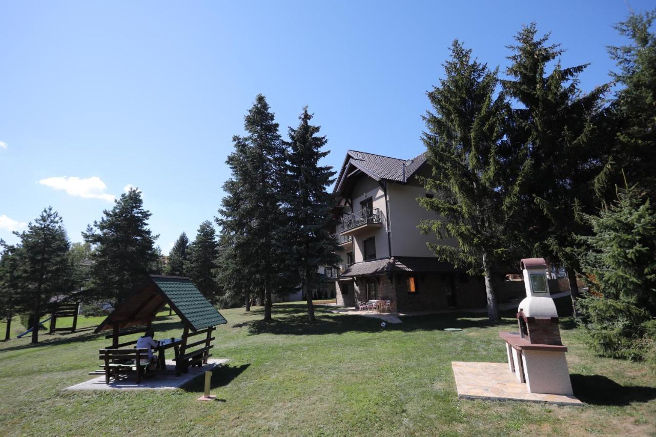 Mipet Apartmani Zlatibor Exteriör bild