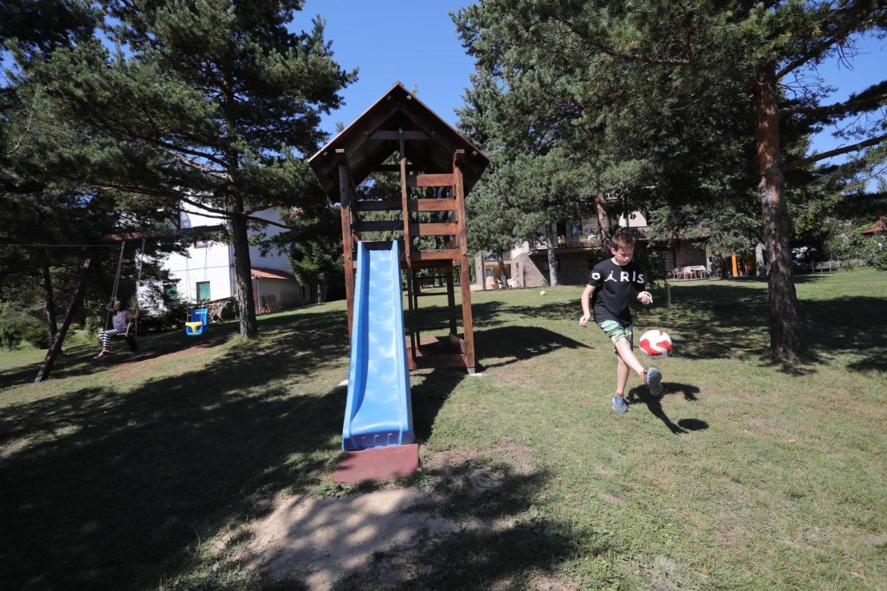 Mipet Apartmani Zlatibor Exteriör bild