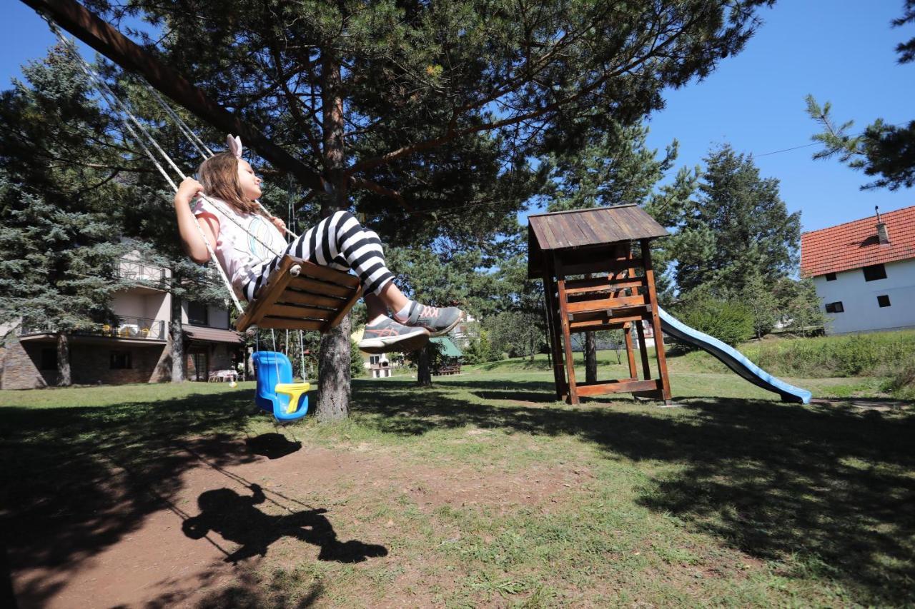 Mipet Apartmani Zlatibor Exteriör bild