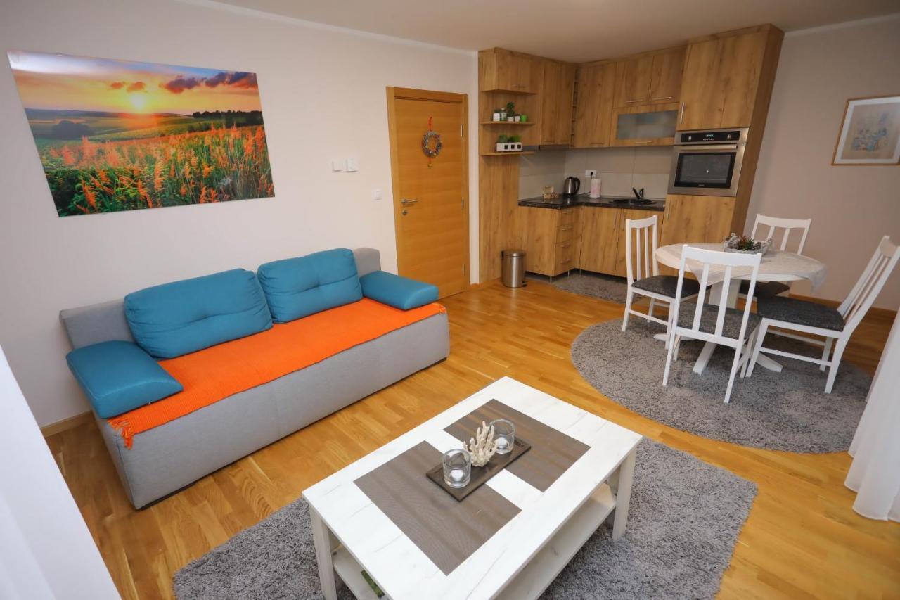 Mipet Apartmani Zlatibor Exteriör bild