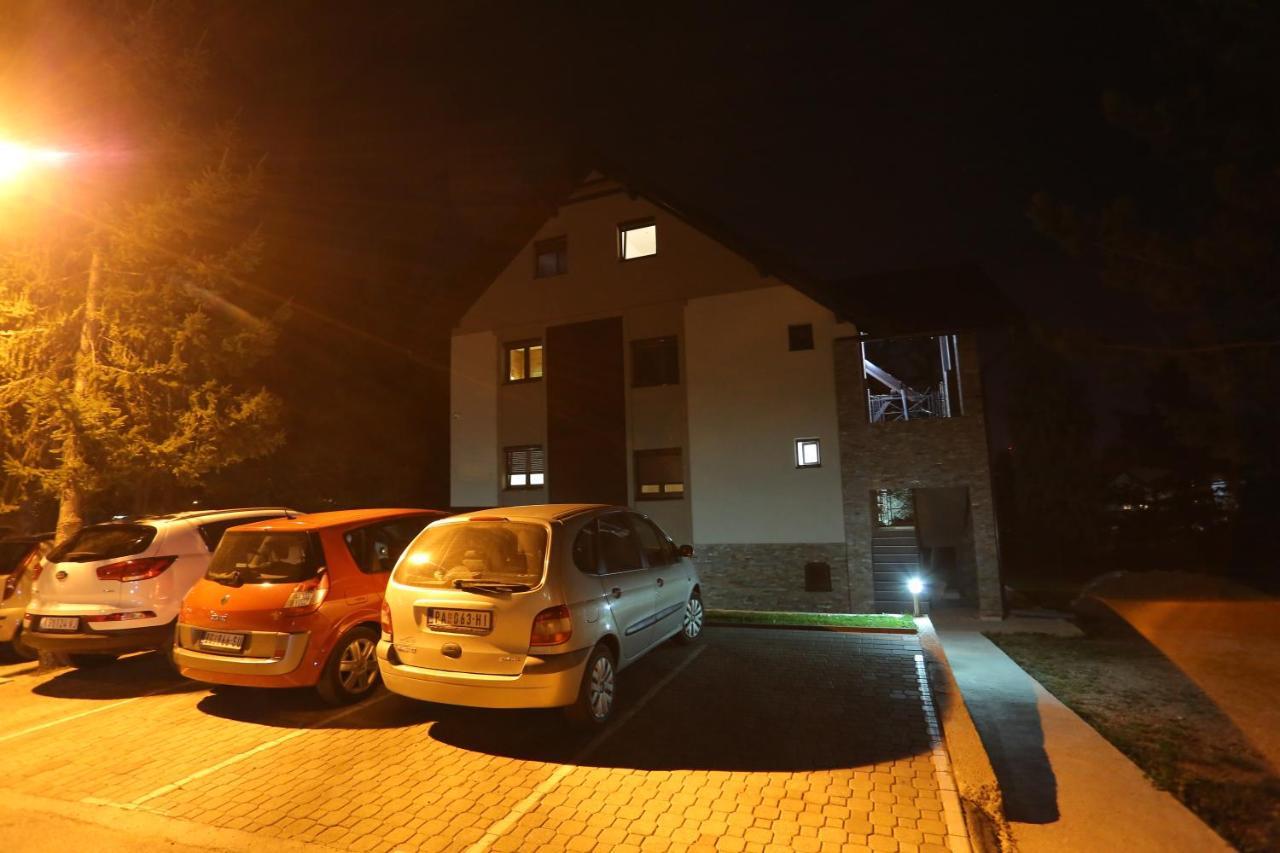 Mipet Apartmani Zlatibor Exteriör bild