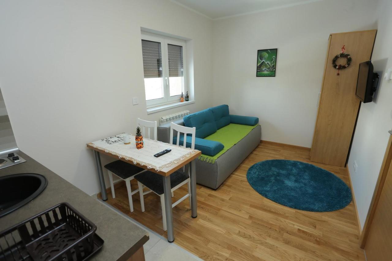 Mipet Apartmani Zlatibor Exteriör bild
